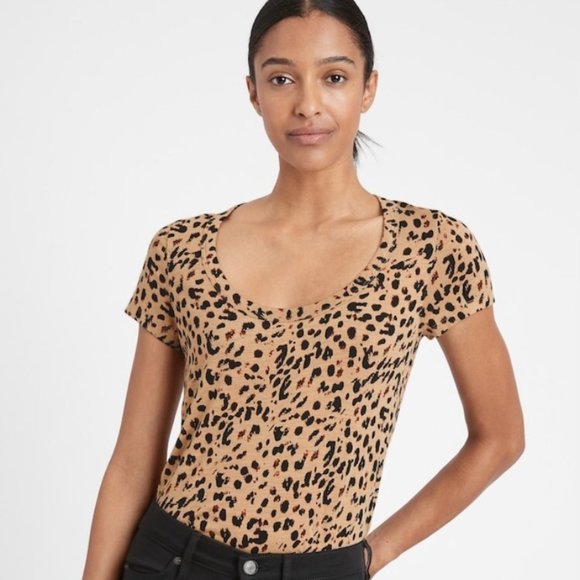 Banana Republic Tops - BANANA REPUBLIC Animal Print Slub Cotton-Modal Scoop-Neck T-Shirt